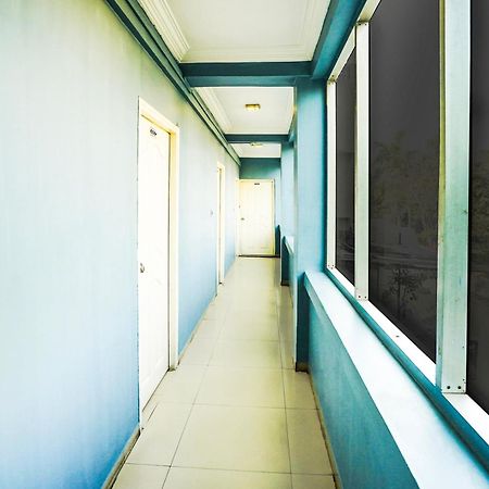 Hotel O Vibrant Residency 아흐메다바드 외부 사진