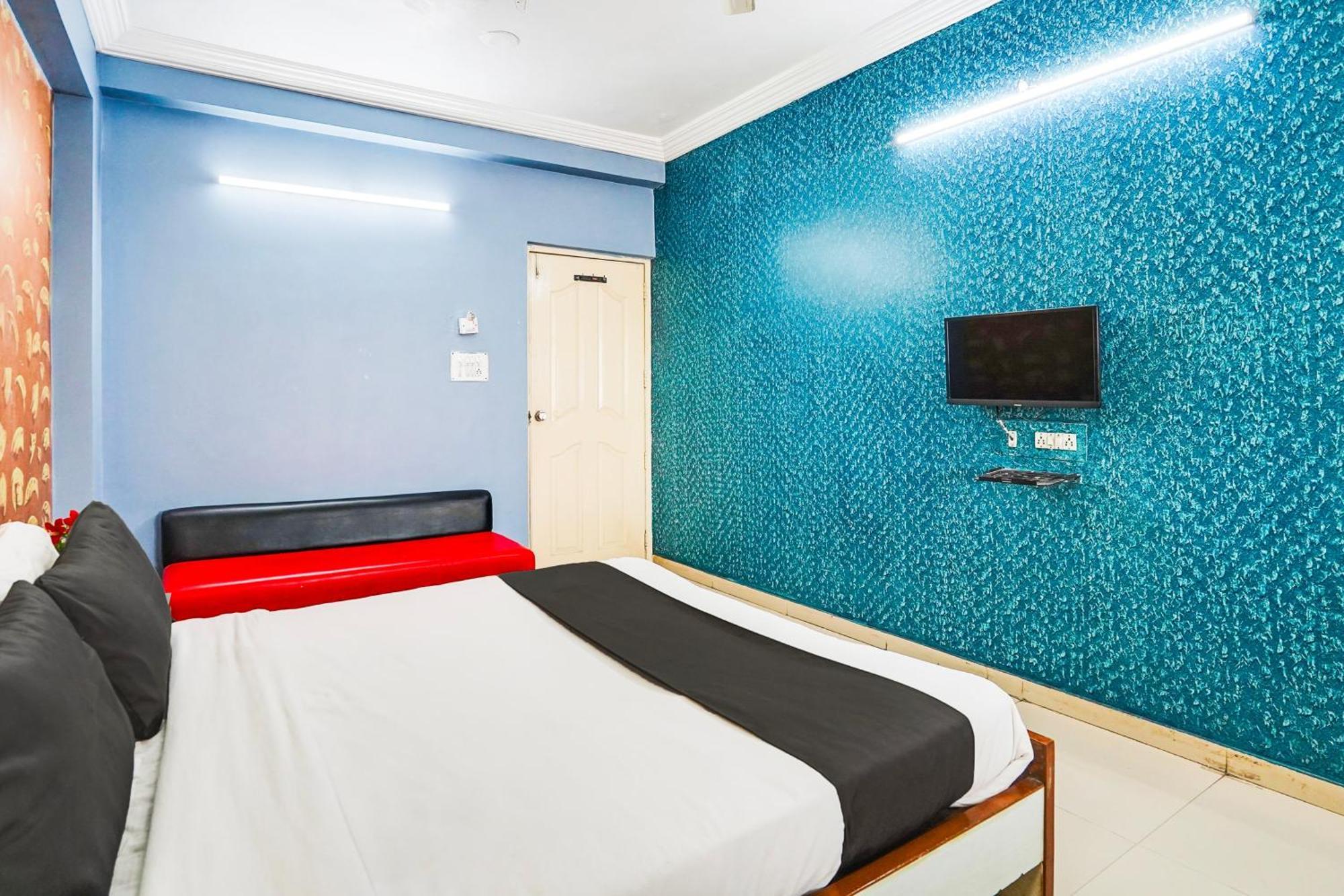 Hotel O Vibrant Residency 아흐메다바드 외부 사진