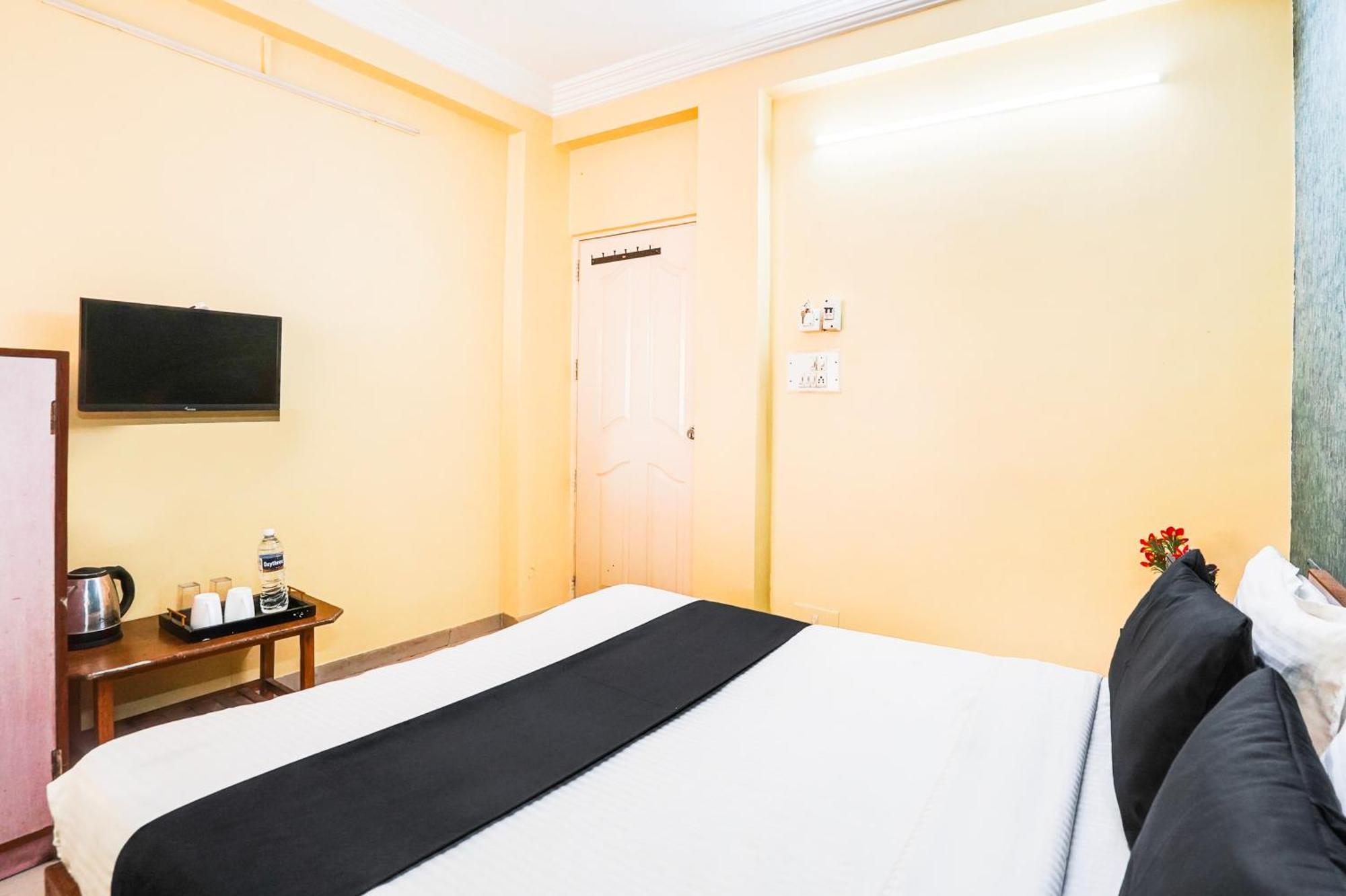 Hotel O Vibrant Residency 아흐메다바드 외부 사진