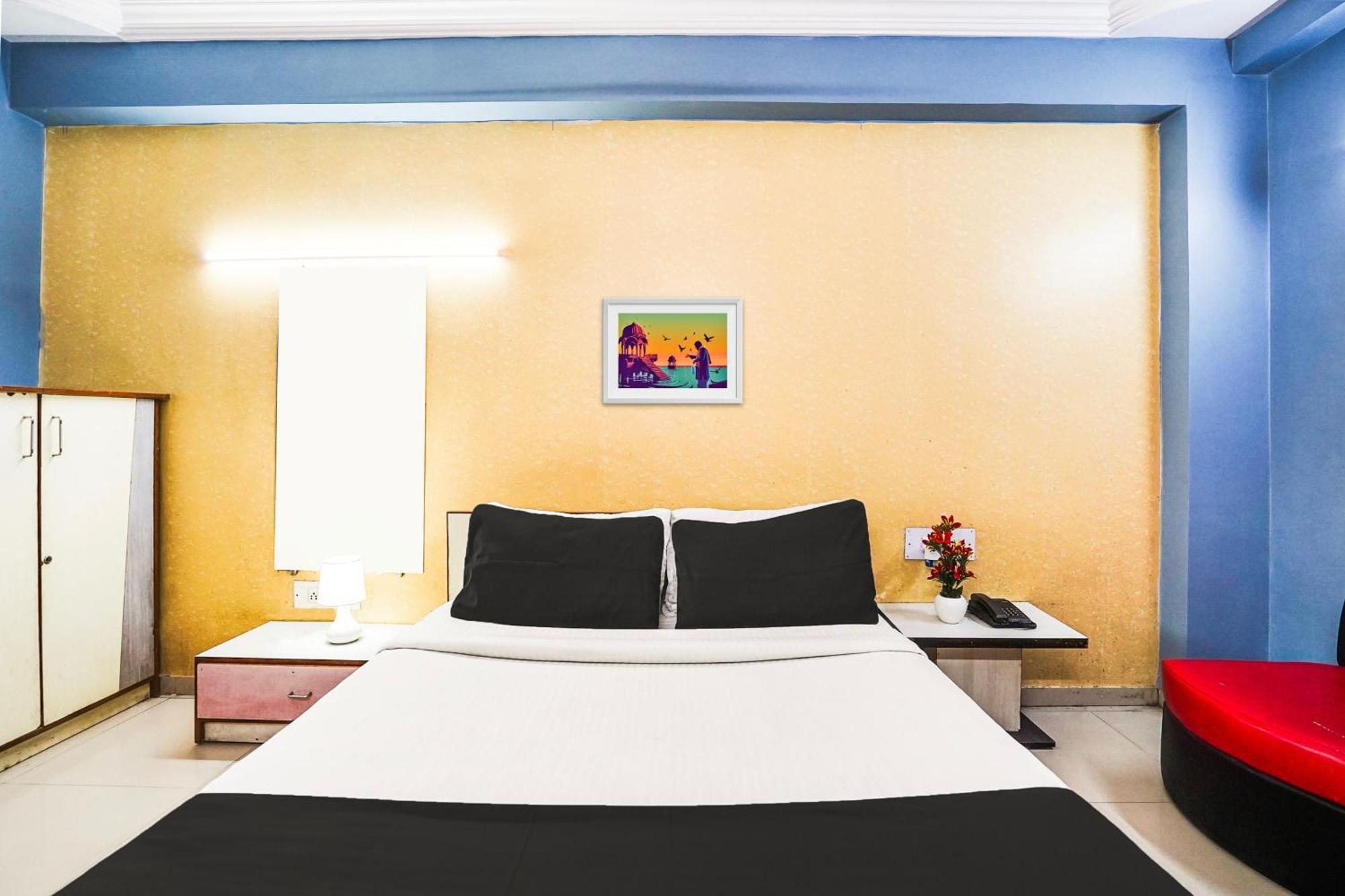 Hotel O Vibrant Residency 아흐메다바드 외부 사진