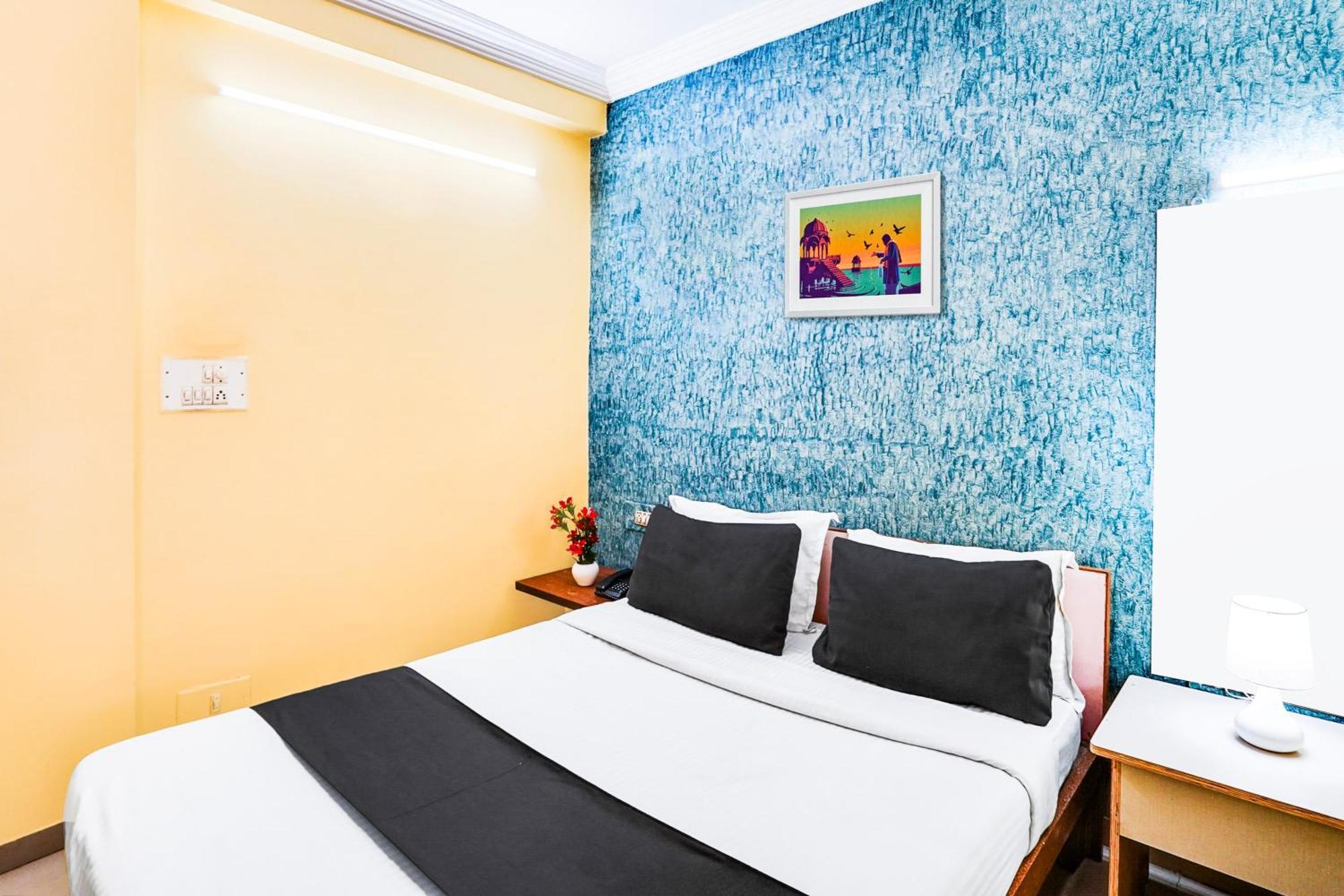 Hotel O Vibrant Residency 아흐메다바드 외부 사진