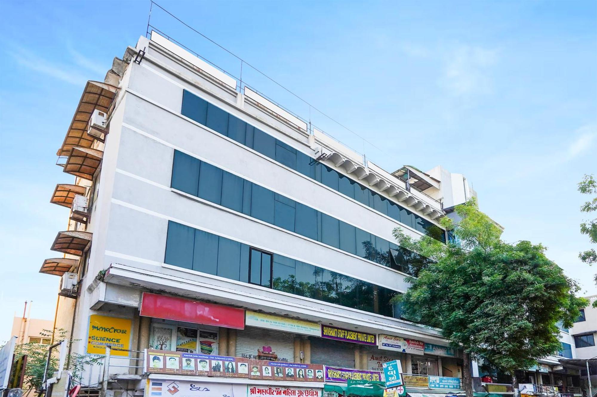 Hotel O Vibrant Residency 아흐메다바드 외부 사진