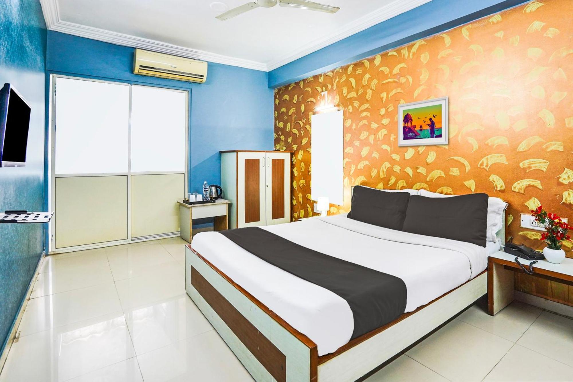 Hotel O Vibrant Residency 아흐메다바드 외부 사진