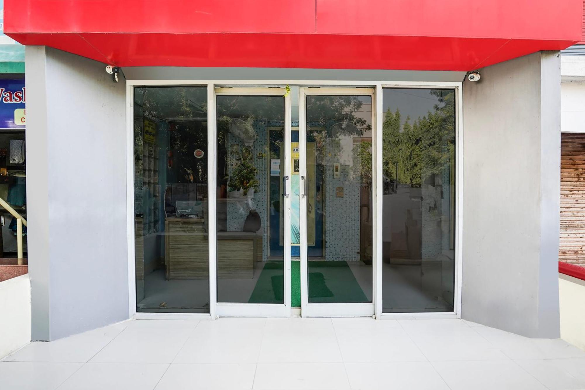 Hotel O Vibrant Residency 아흐메다바드 외부 사진